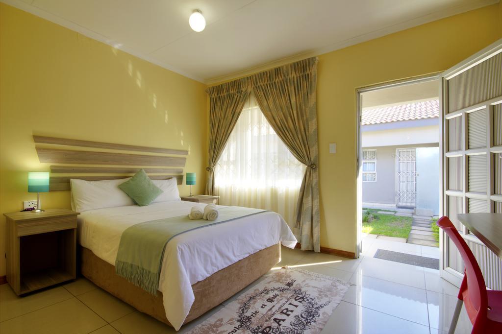 Minilitha Lodge Richards Bay Exterior photo